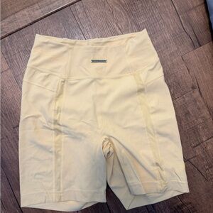 Gymshark x Whitney Simmons Women's yellow Shorts